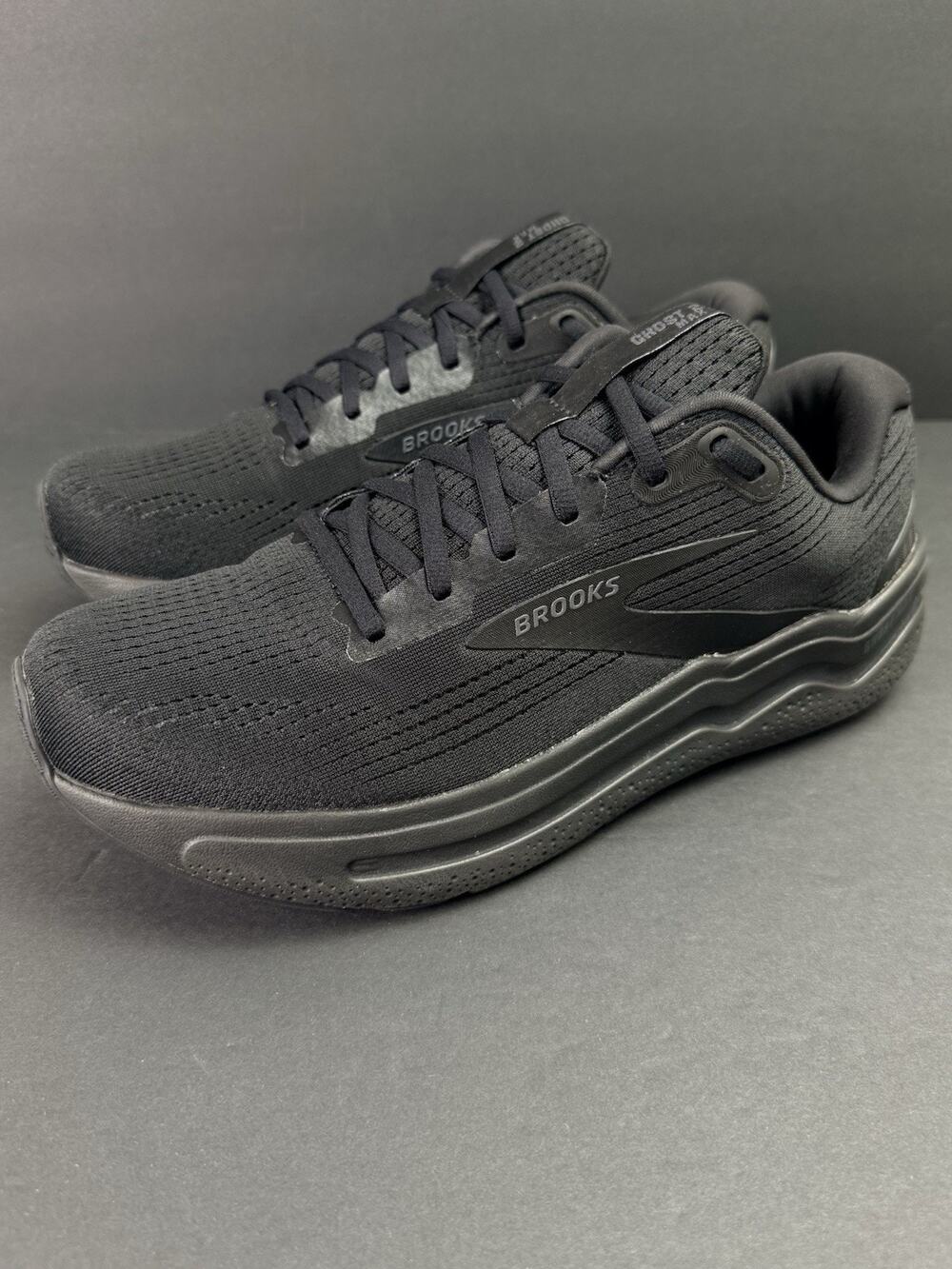 Brooks Ghost Max 2 Women’s Size 11.5 WIDE (D) Black Running Shoes 1204201D020